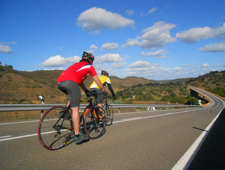 Fietstochten op de weg in de Algarve, de leukste dingen om te doen in Portugal Algarve | MegaSport Travel