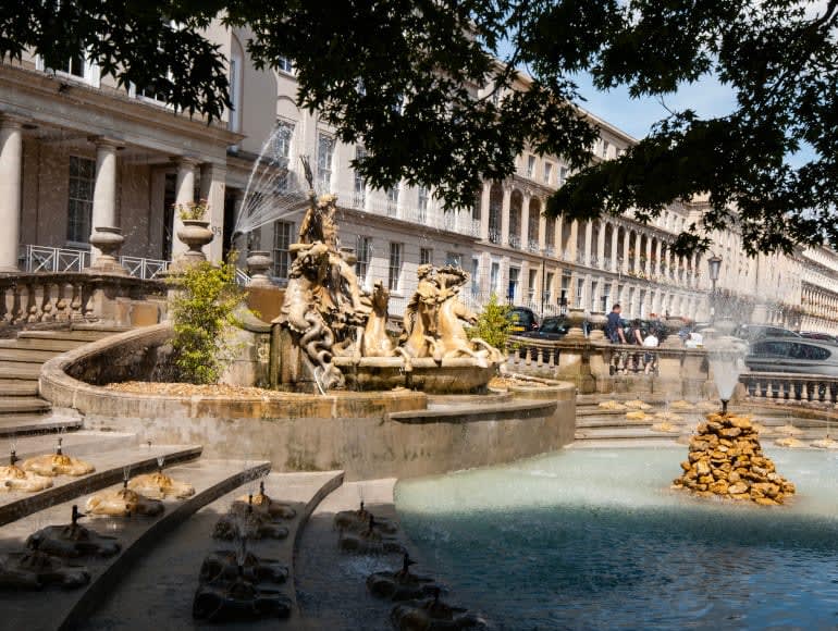 Fontän i Cheltenham | MegaSport Travel