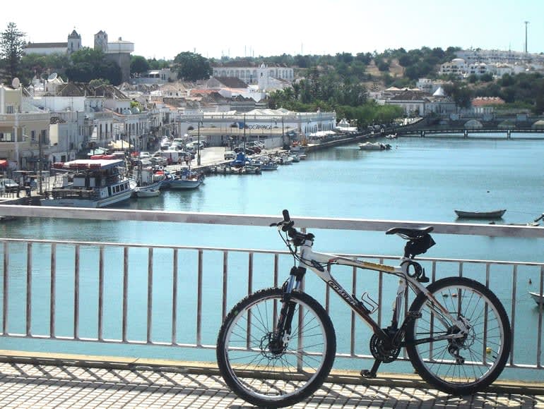 Cykla längs kusten